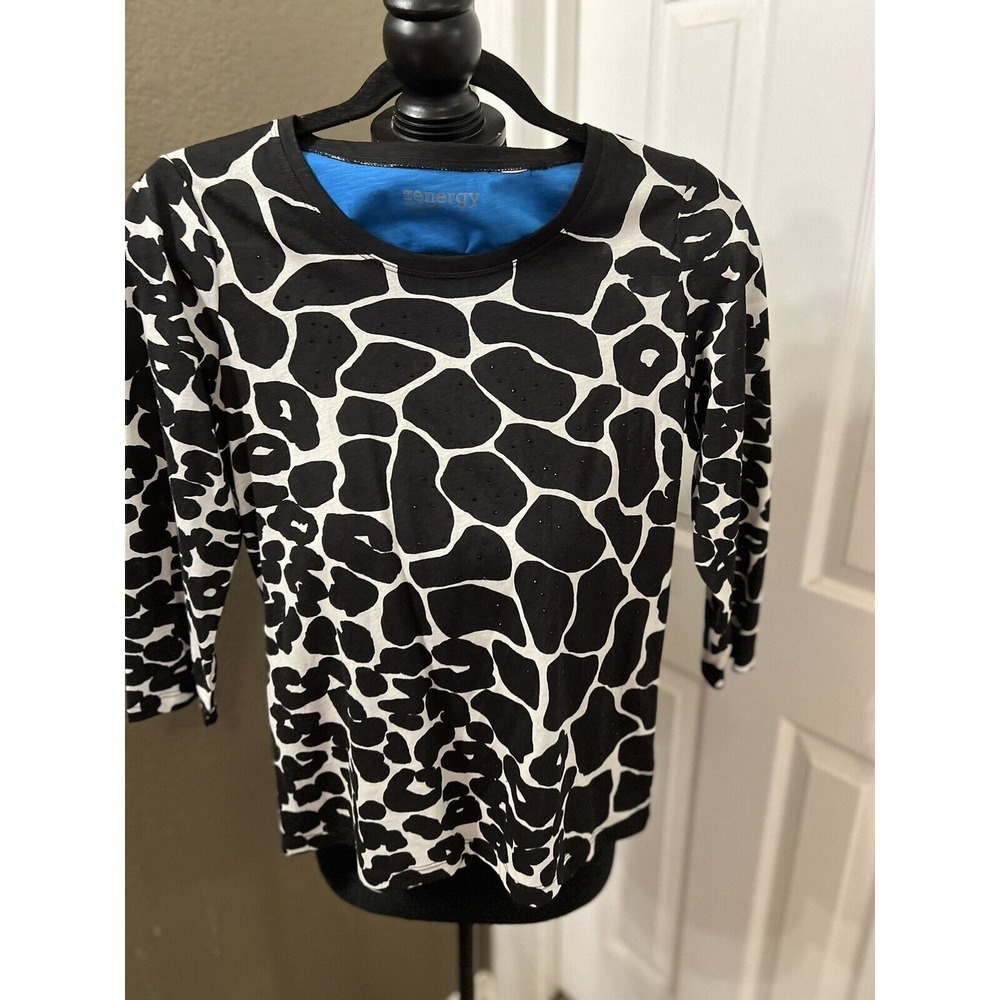 Chico's Zenergy Black & White Top Size‎ 0